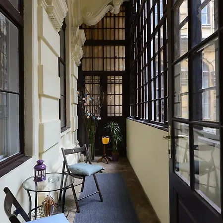 Spacious Evergreen In The Heart Of